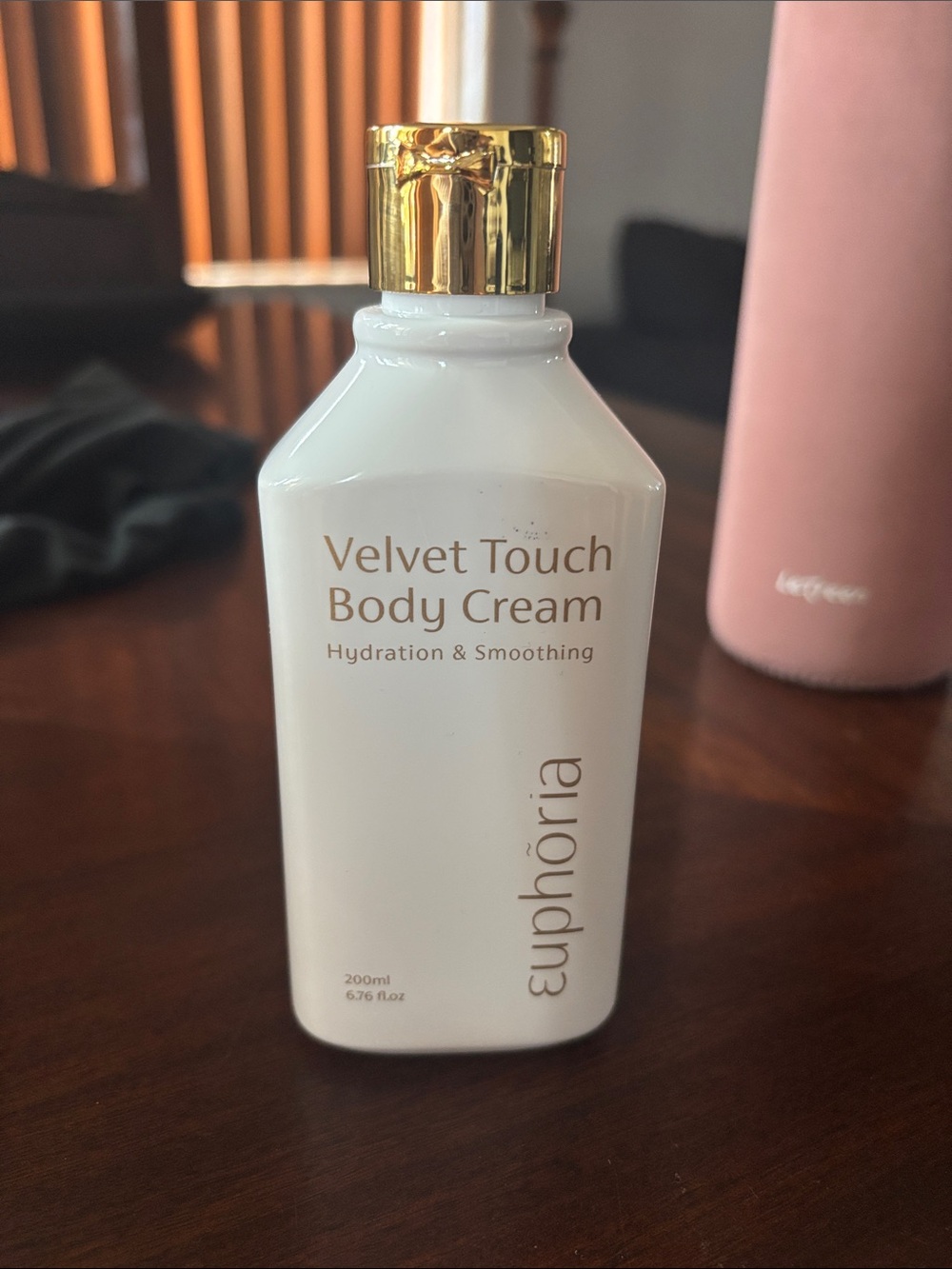 Euphoria Velvet Touch Body Cream - White & Gold